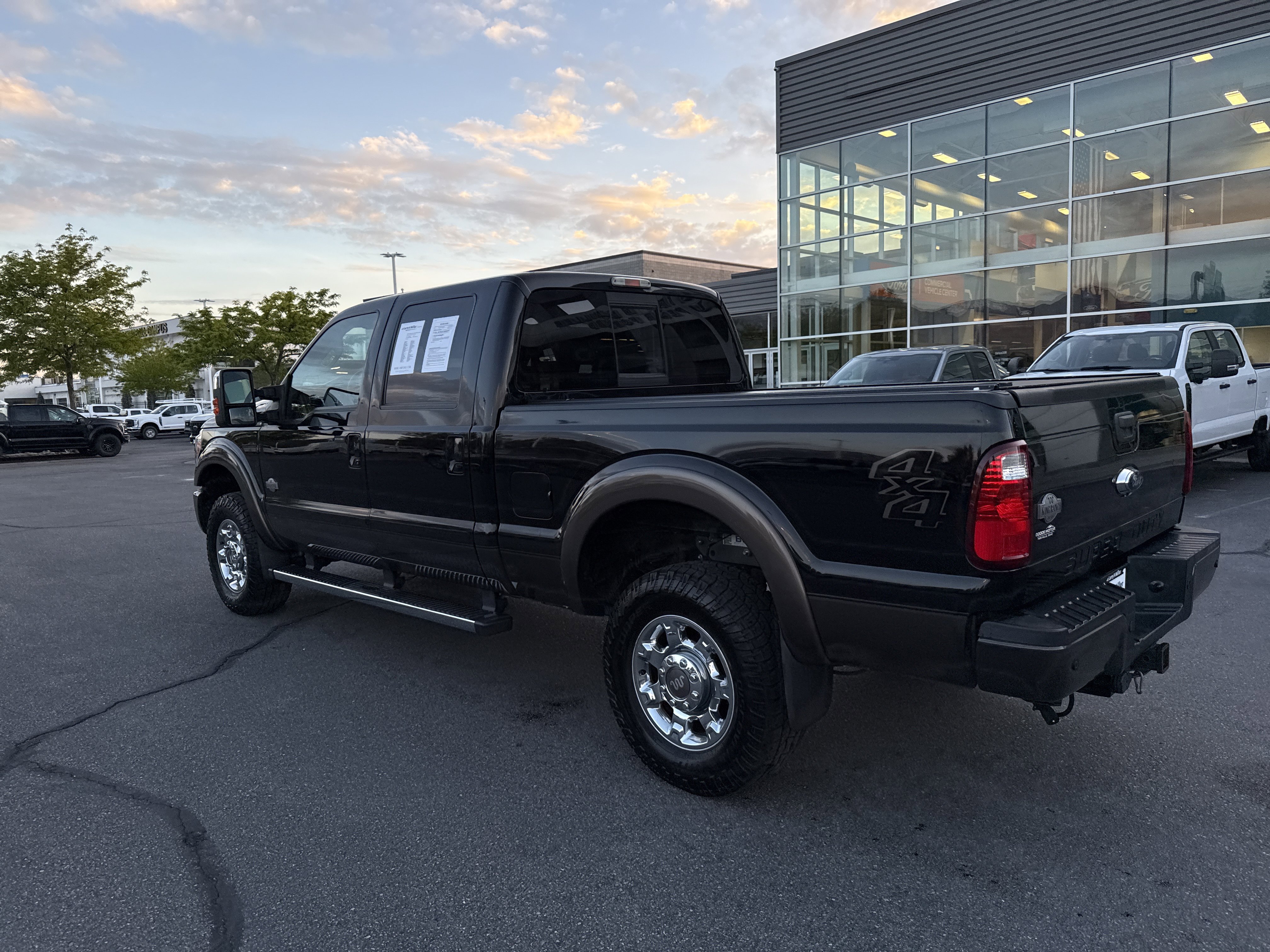 Used 2016 Ford F350 King Ranch w/ King Ranch w/Chrome Package image 3