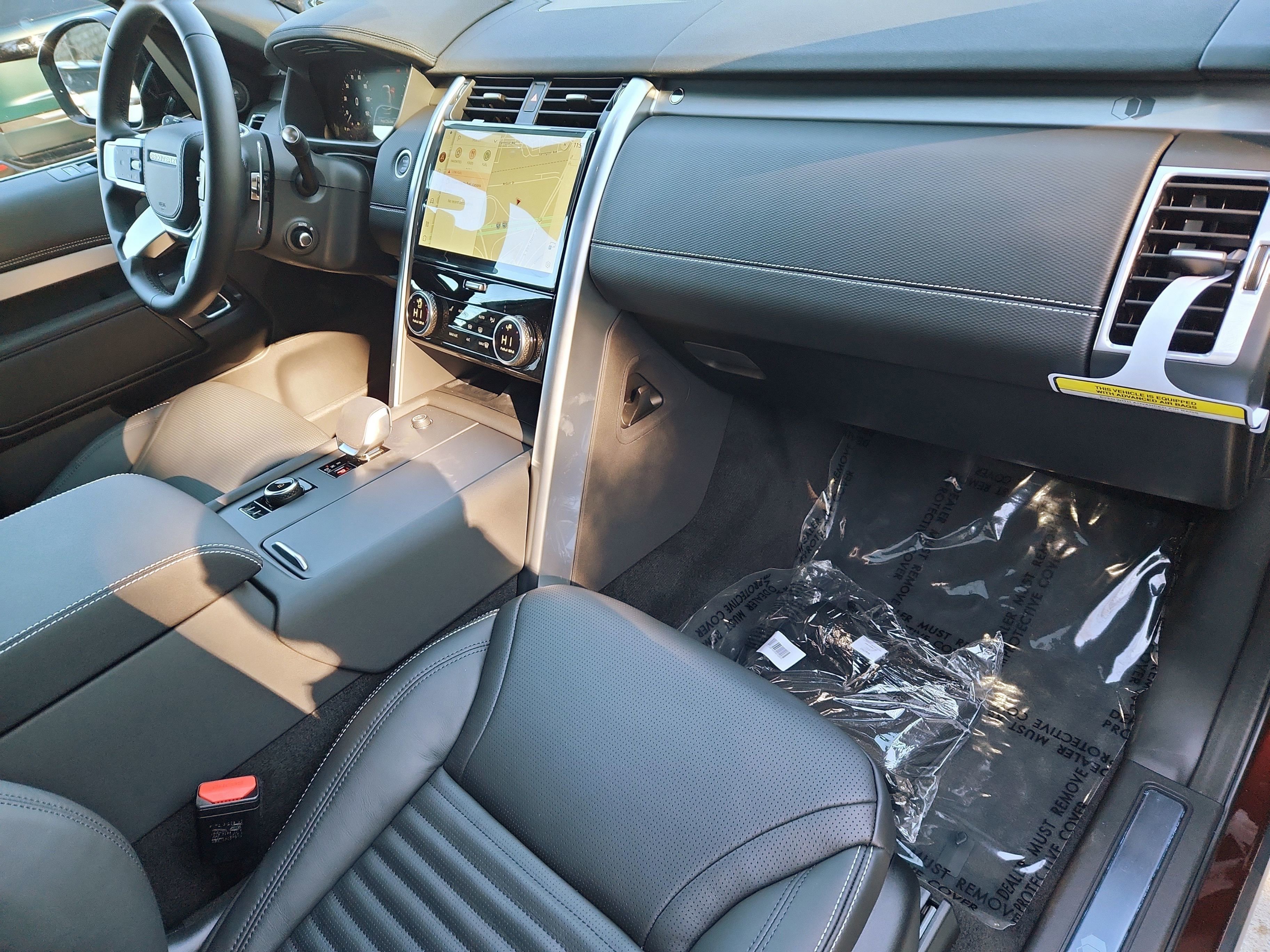 New 2026 Land Rover Discovery Limited Edition image 29