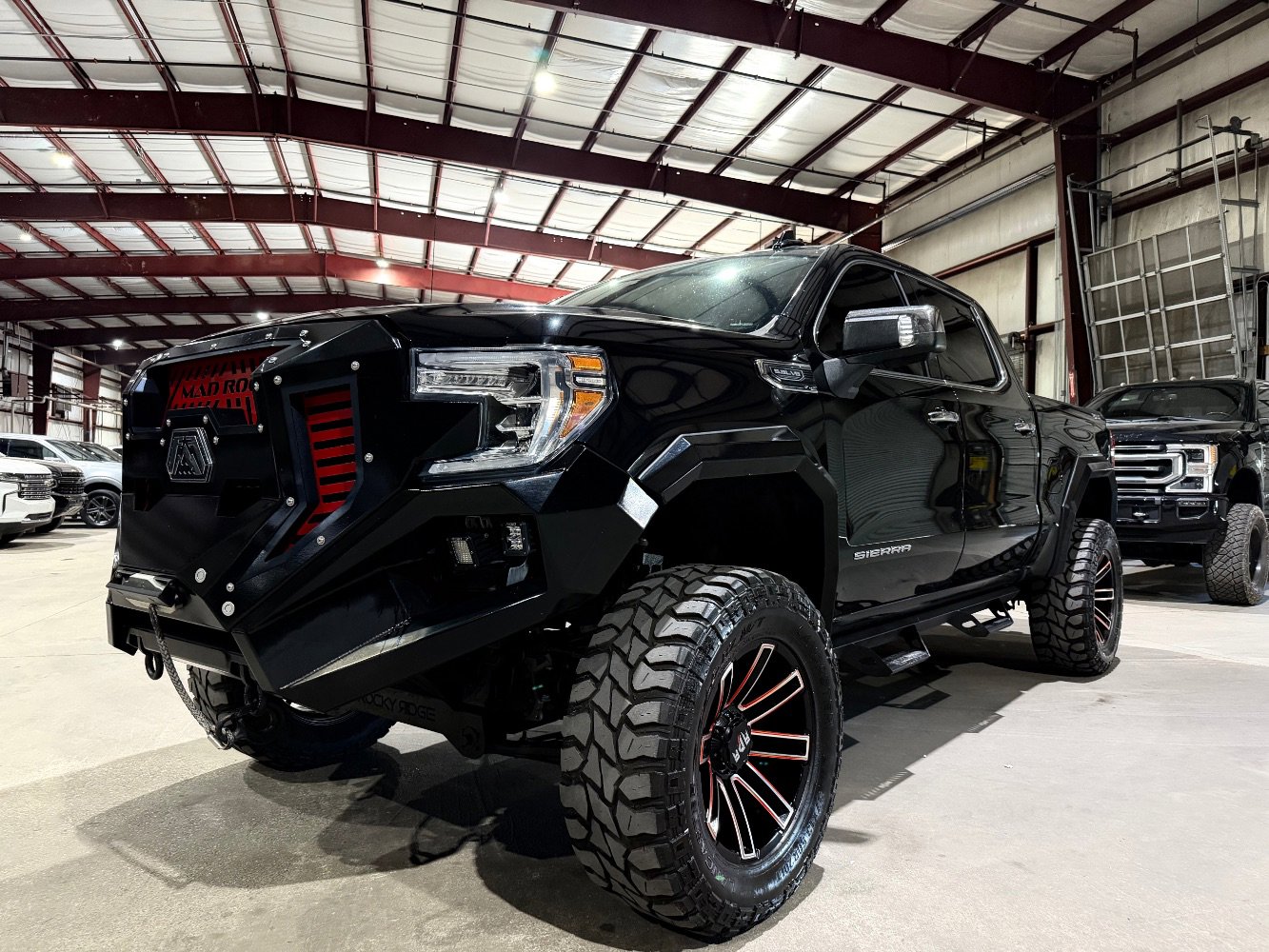 Used 2020 GMC Sierra 1500 SLT w/ SLT Premium Plus Package AWD/4WD image 9