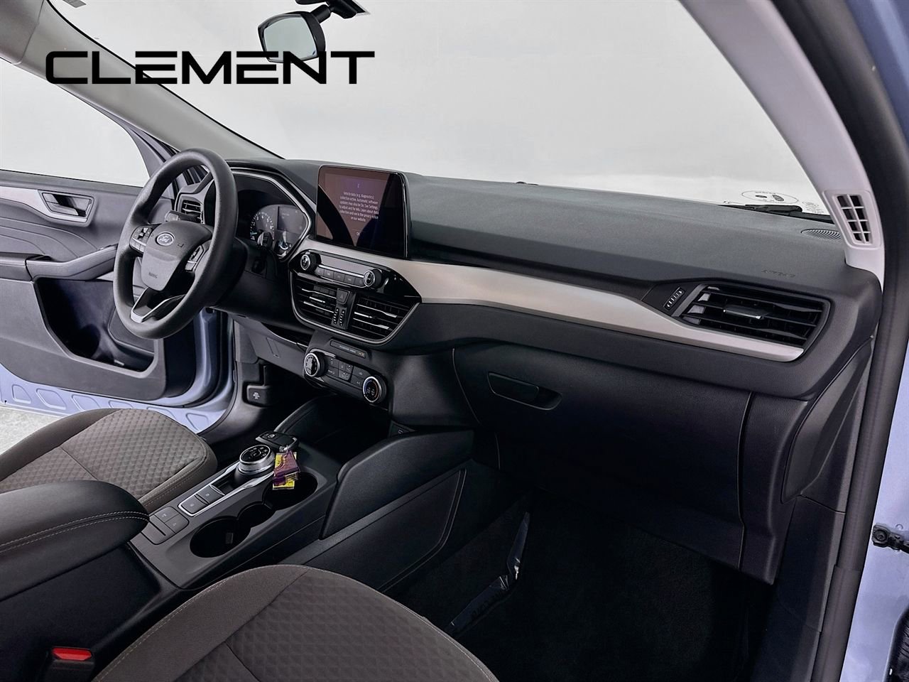 Used 2022 Ford Escape SE image 32