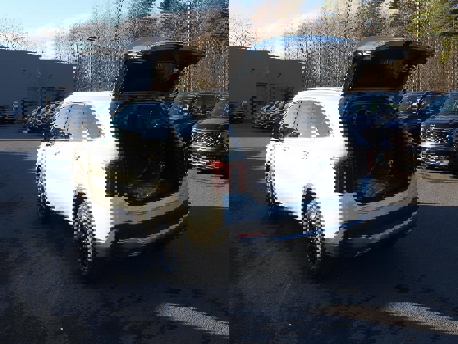 New 2026 Kia Sorento S image 7