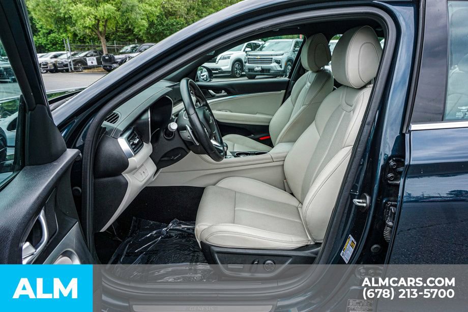 Used 2025 Genesis G70 2.5T RWD image 19