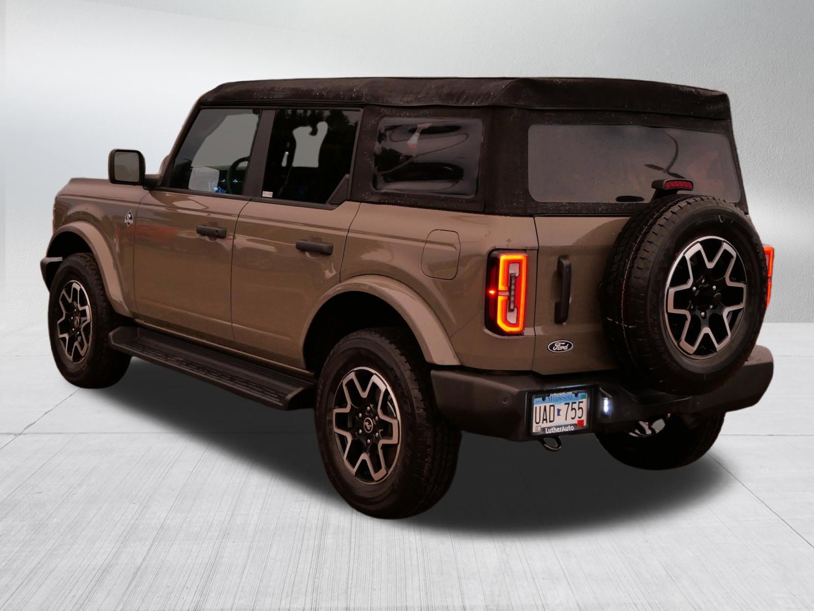 Used 2026 Ford Bronco Outer Banks AWD/4WD image 5