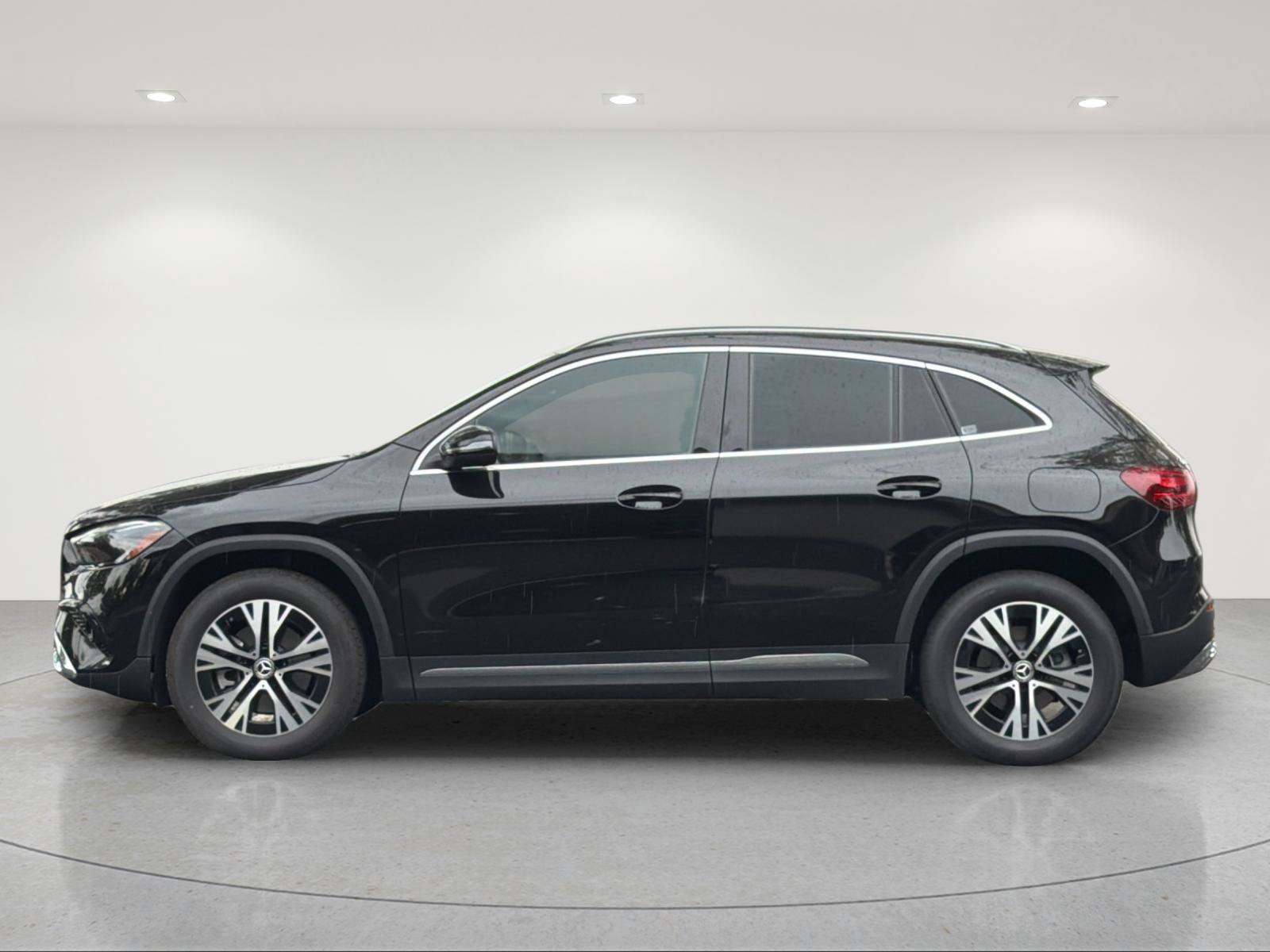 Used 2026 Mercedes-Benz GLA 250 image 2