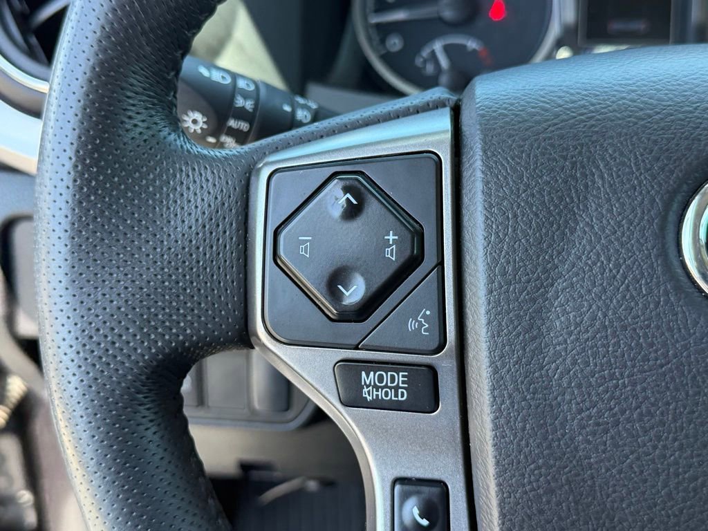 Certified 2022 Toyota Tacoma SR5 RWD image 22