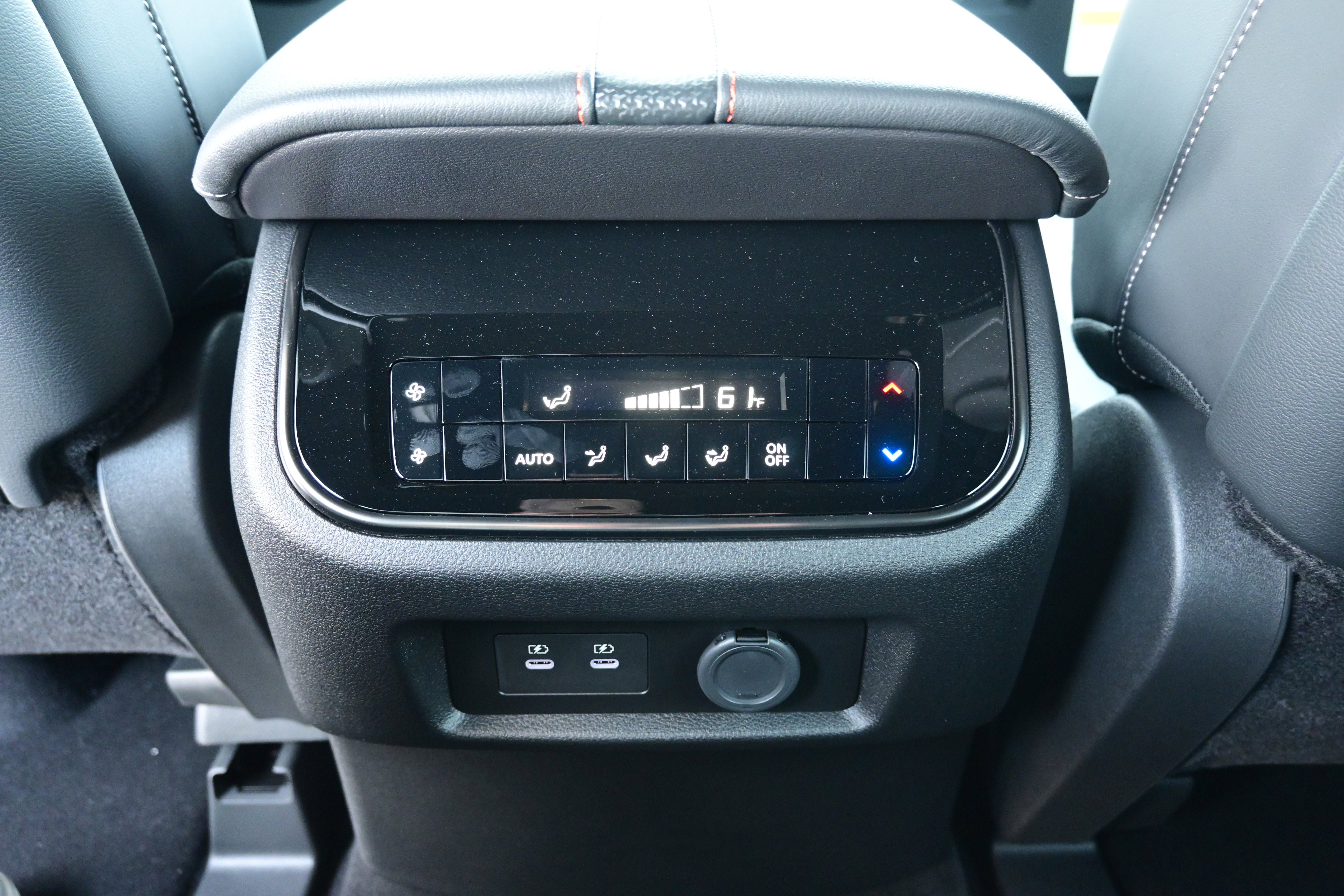 New 2025 Nissan Armada PRO-4X AWD/4WD image 21
