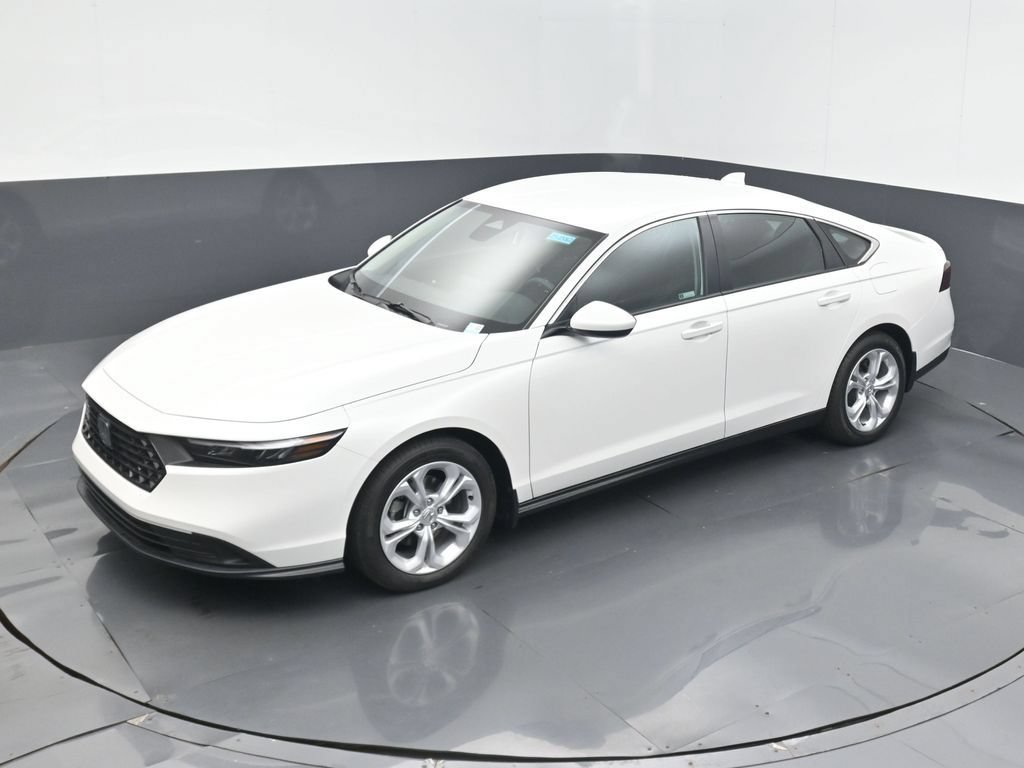 New 2025 Honda Accord LX image 9