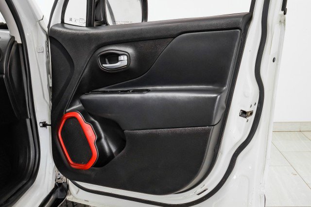 Used 2023 Jeep Renegade Trailhawk image 42