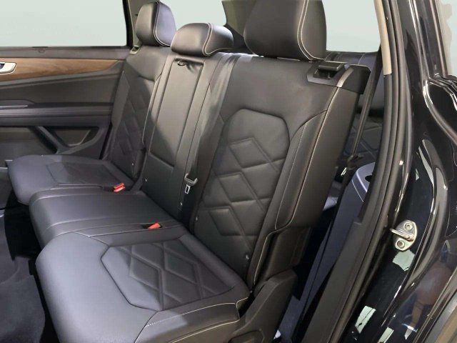 Used 2026 Volkswagen Atlas SE FWD image 70