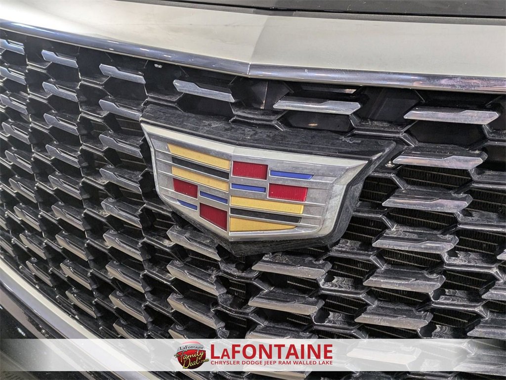 Used 2023 Cadillac XT5 Premium Luxury w/ LPO, Floor Liner Package image 9
