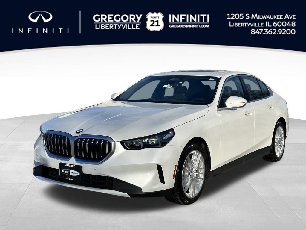 Used 2025 BMW 530i xDrive 530i xDrive w/ Premium Package image 1