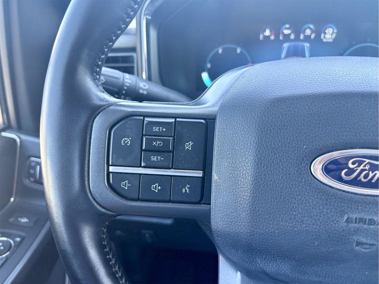 Certified 2023 Ford F250 Lariat w/ Sport Appearance Package AWD/4WD image 19