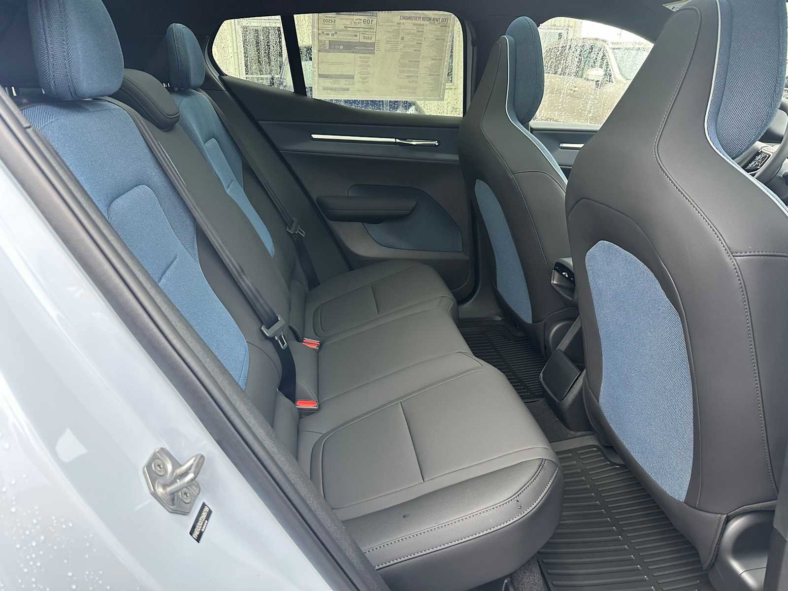 New 2026 Volvo EX30 Plus w/ Protection Package Premier AWD/4WD image 12