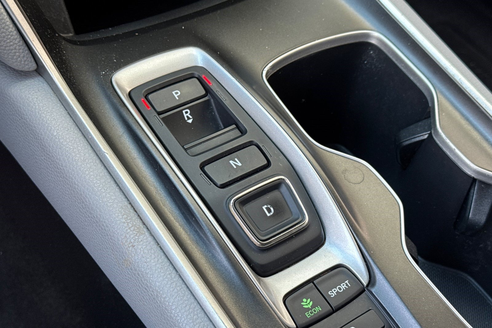 Used 2018 Honda Accord Hybrid image 17