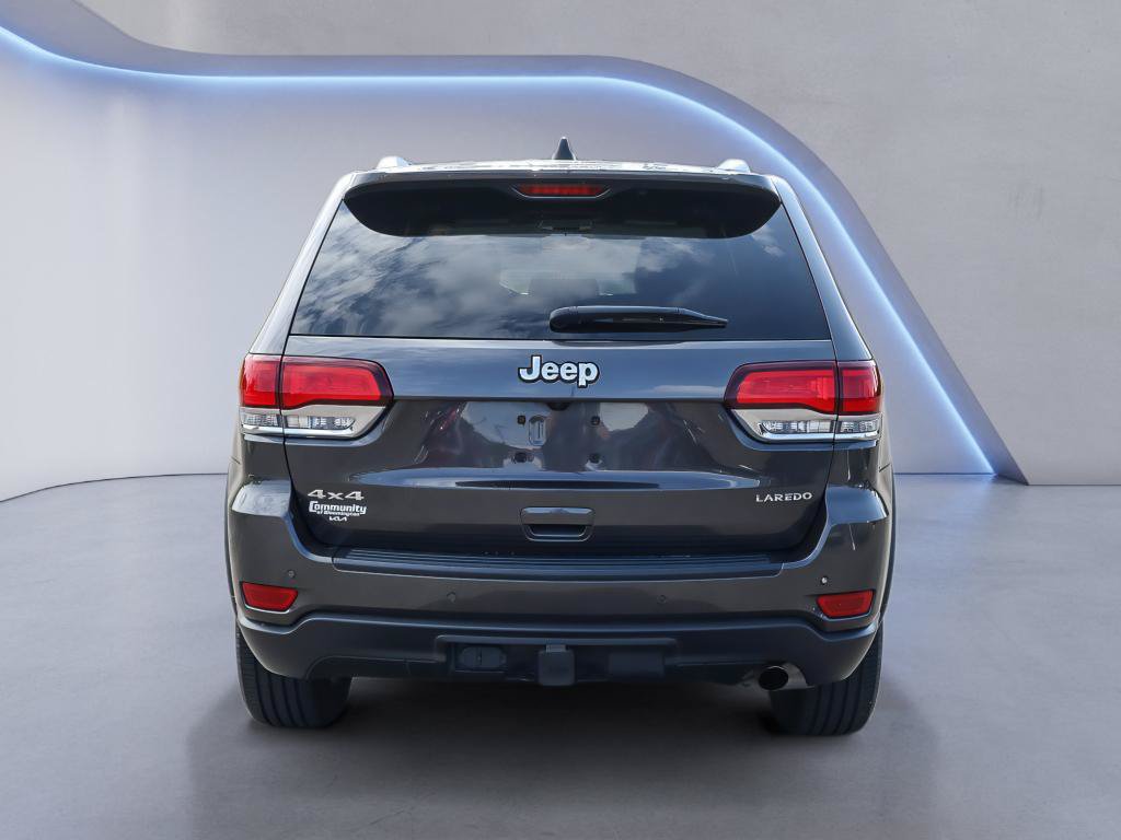 Used 2021 Jeep Grand Cherokee Laredo AWD/4WD image 6