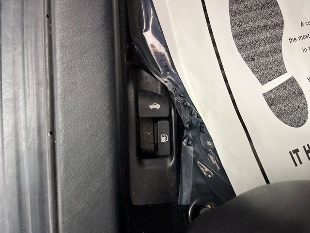 Used 2012 Toyota Camry SE image 33