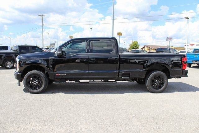 New 2026 Ford F350 Lariat w/ Black Appearance Package image 5