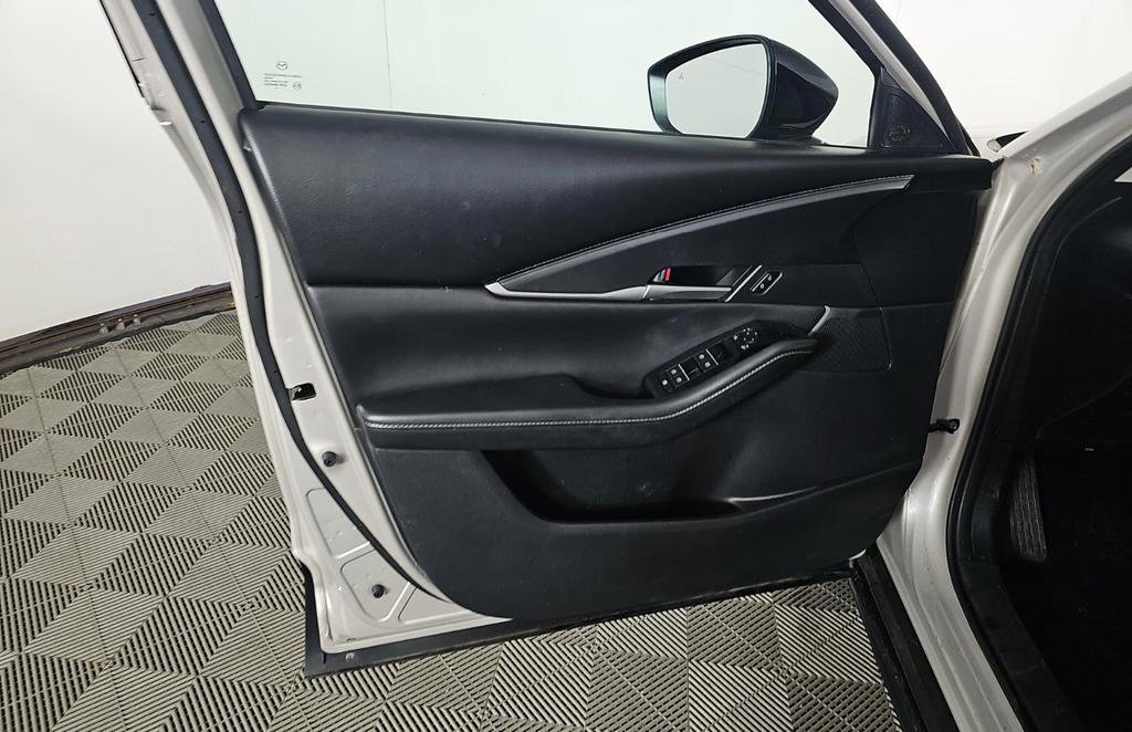 Used 2024 MAZDA CX-30 AWD 2.5 S w/ Select Sport Pkg image 9