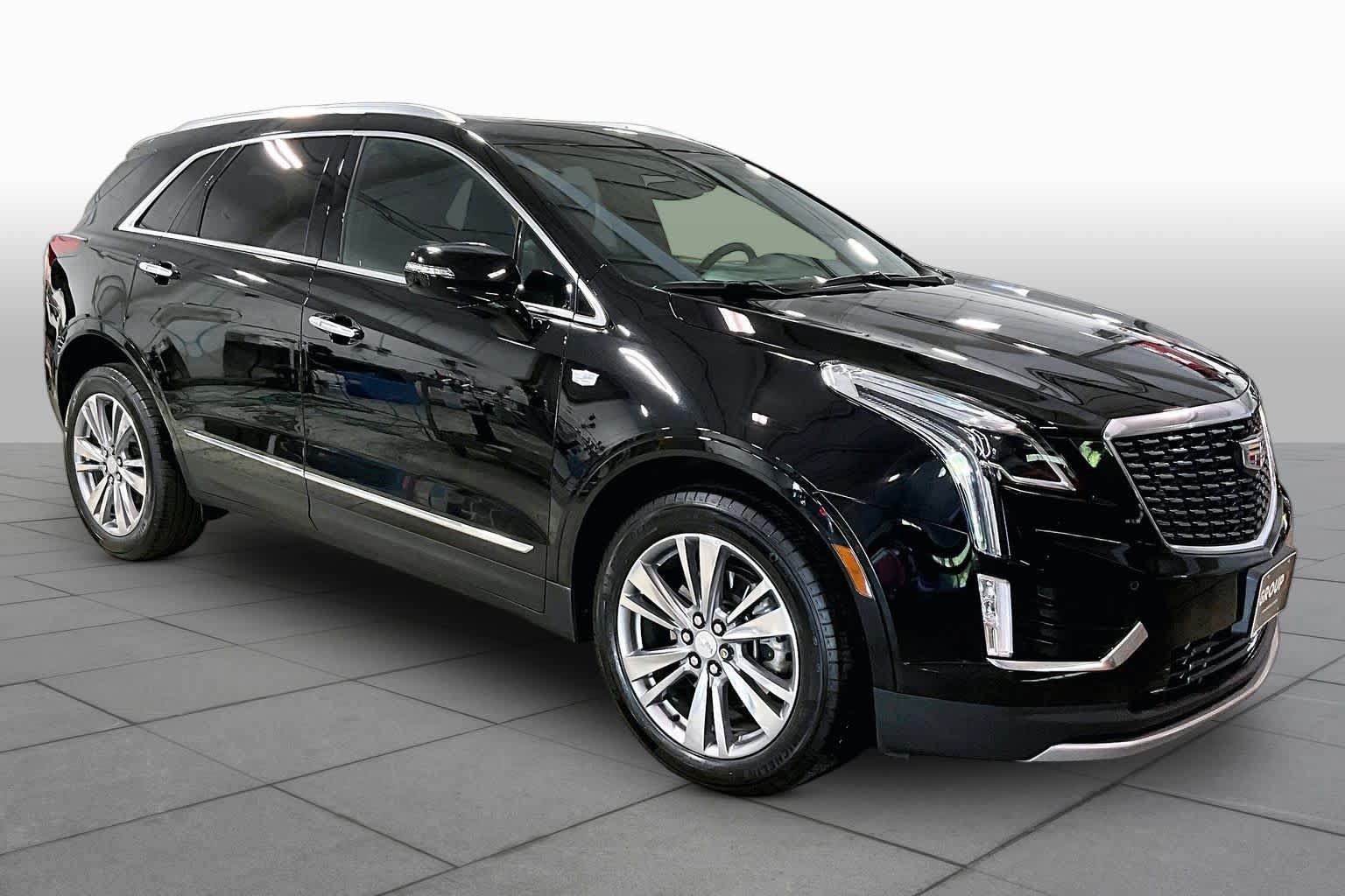 Used 2025 Cadillac XT5 Premium Luxury AWD/4WD image 3