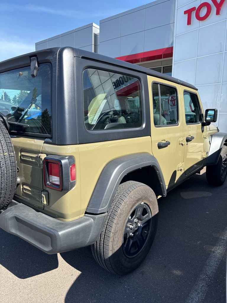 Used 2025 Jeep Wrangler Sport image 3