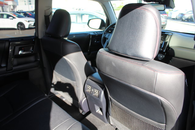 Certified 2024 Toyota 4Runner TRD Off-Road Premium w/ Moonroof Package AWD/4WD image 27