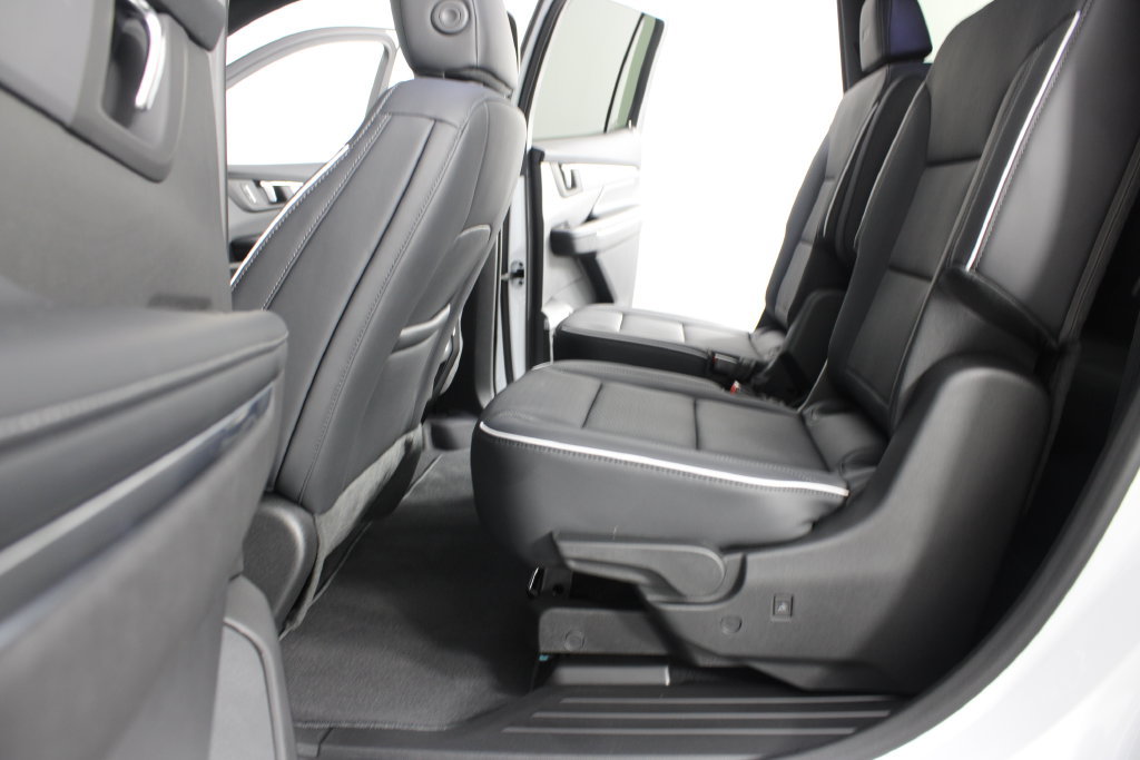 New 2027 Buick Enclave Sport Touring w/ Power Package FWD image 20