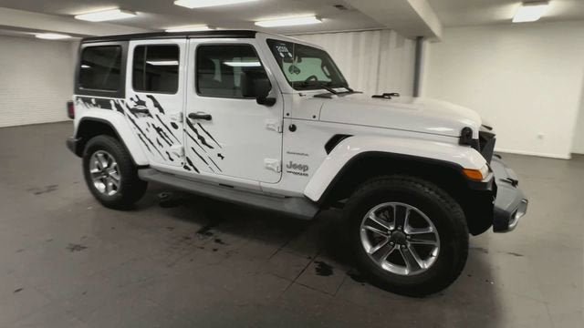 Used 2019 Jeep Wrangler Unlimited Sahara AWD/4WD image 2
