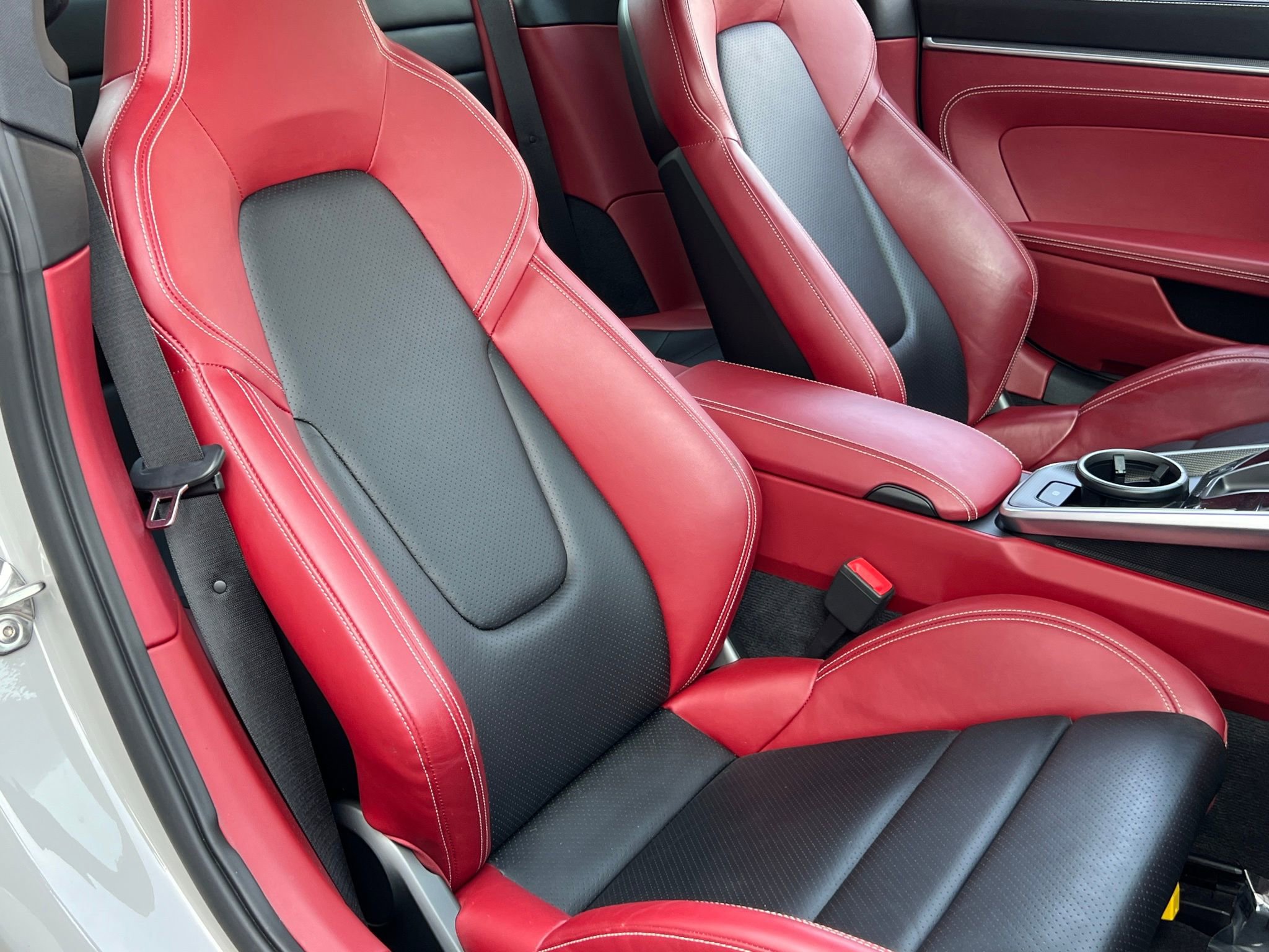 Used 2020 Porsche 911 Carrera S image 35