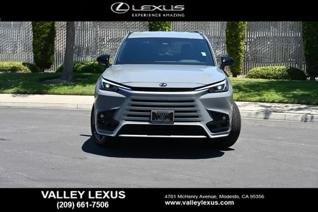 New 2026 Lexus TX 500h AWD image 2