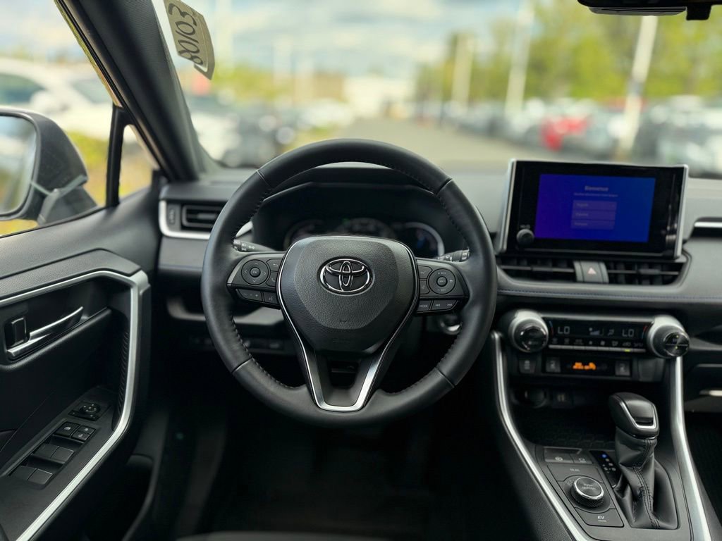 Certified 2025 Toyota RAV4 SE w/ Convenience Package AWD/4WD image 22