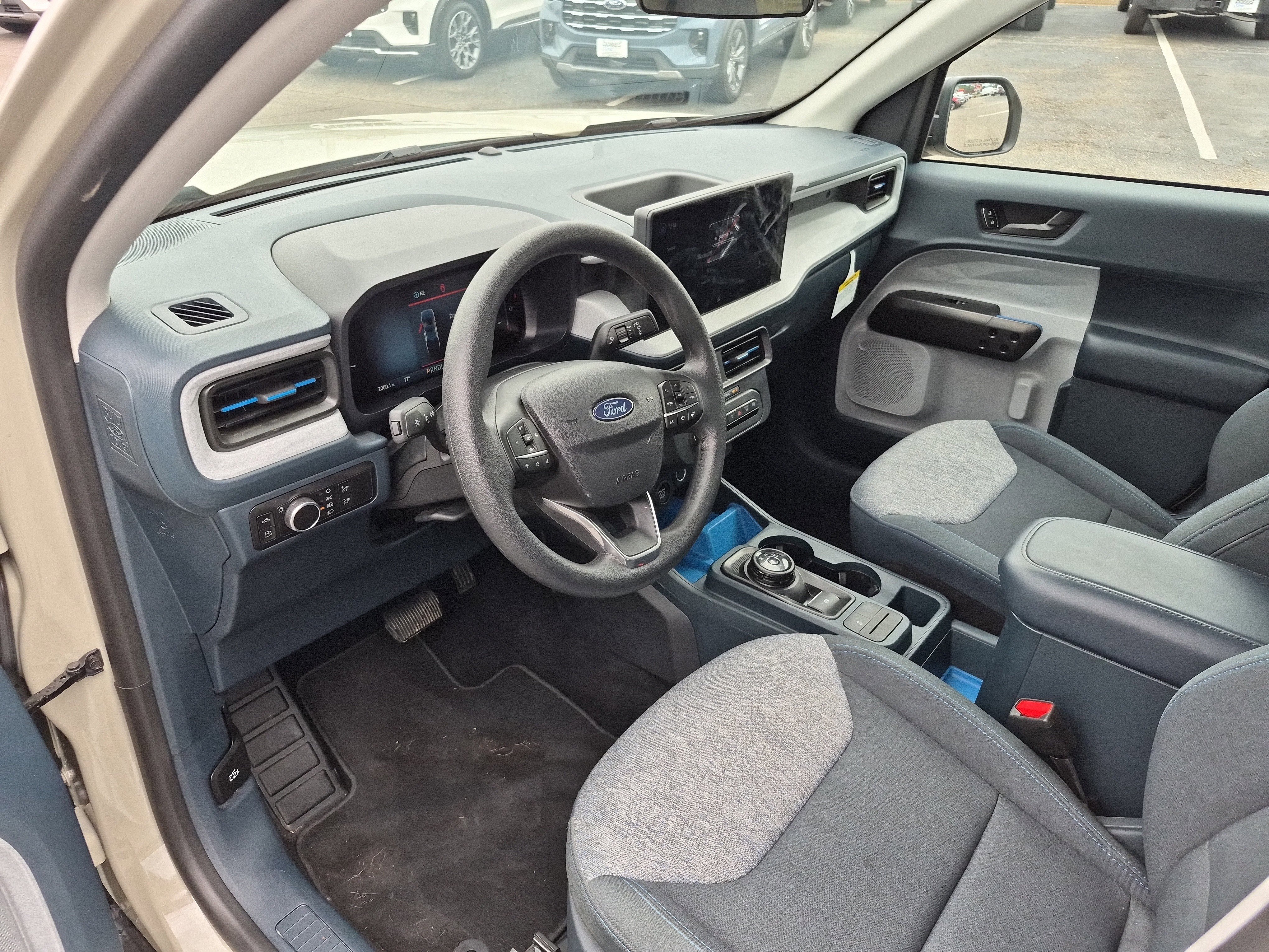 New 2025 Ford Maverick XLT image 13