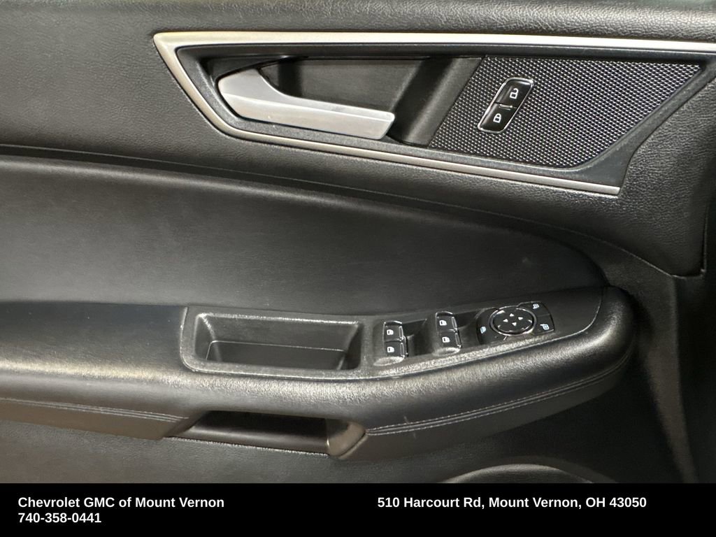 Used 2023 Ford Edge SEL image 17