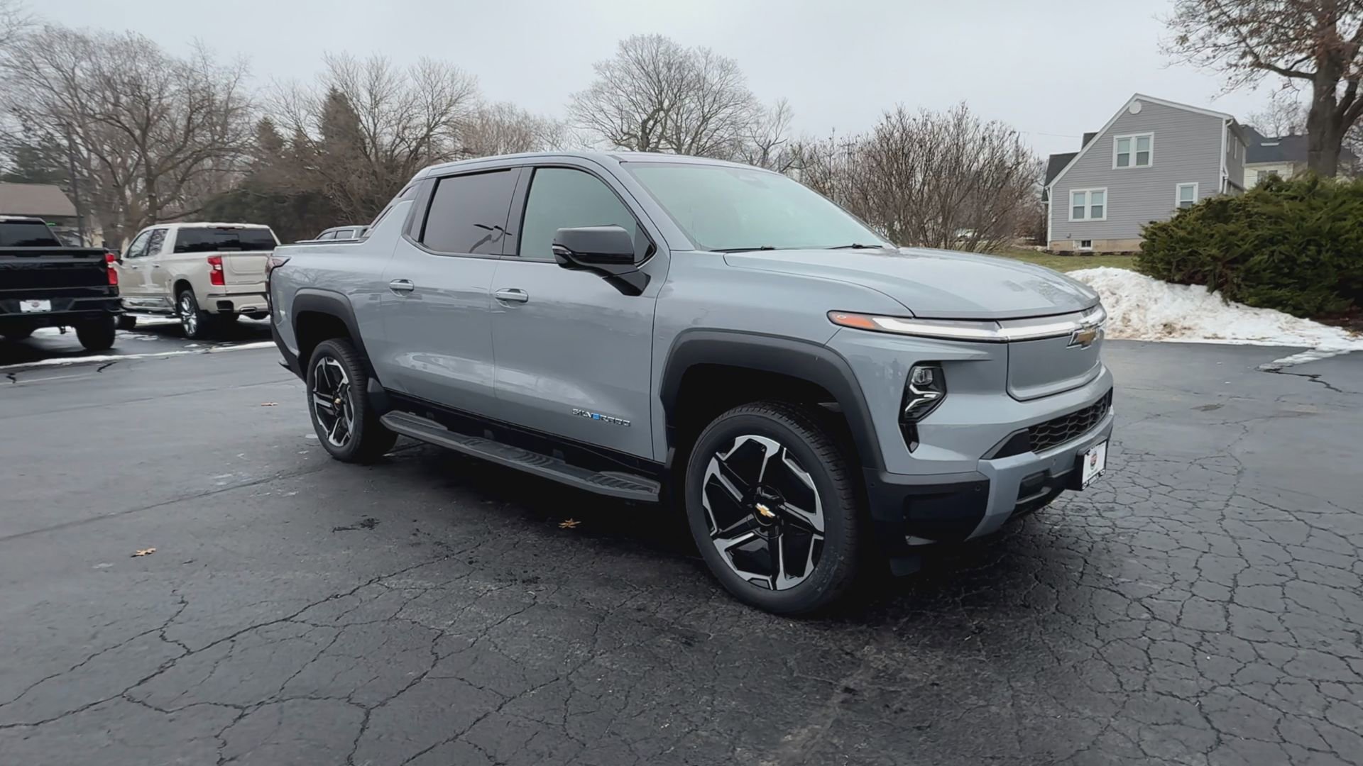 New 2026 Chevrolet Silverado EV LT image 36