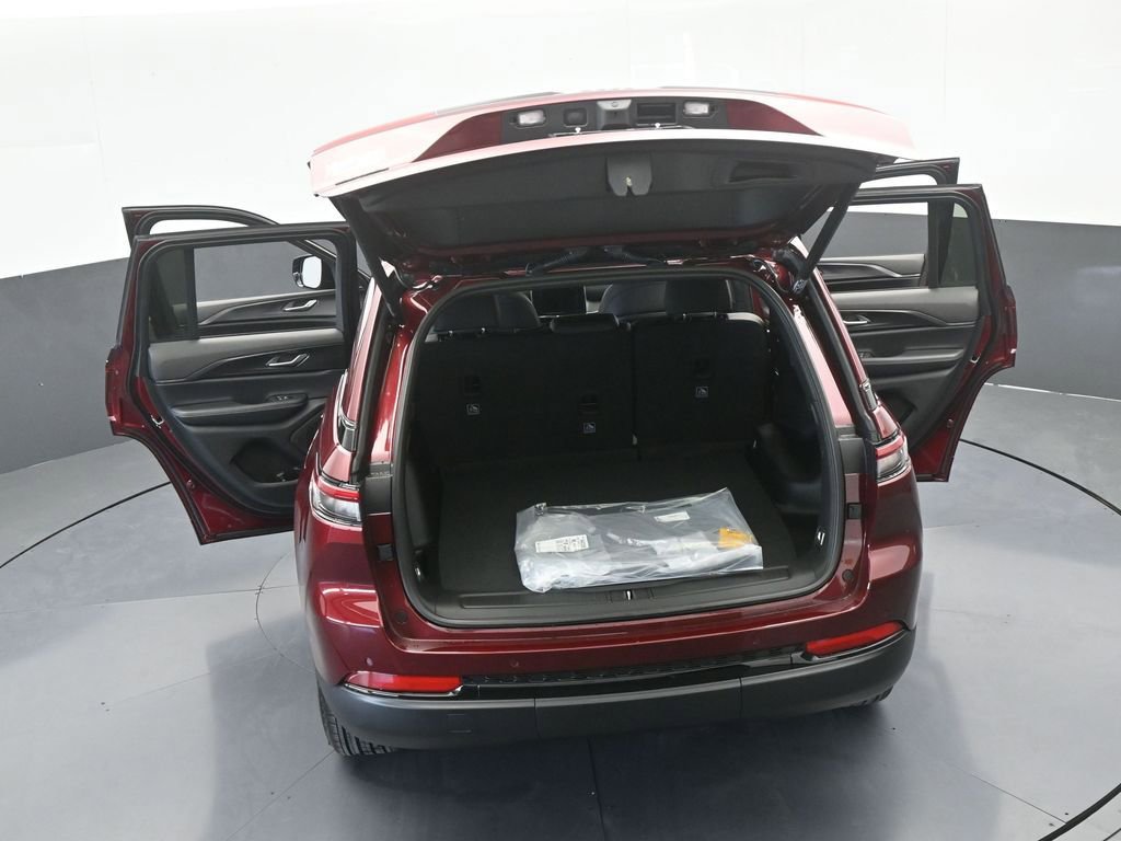 New 2025 Jeep Grand Cherokee Laredo image 62