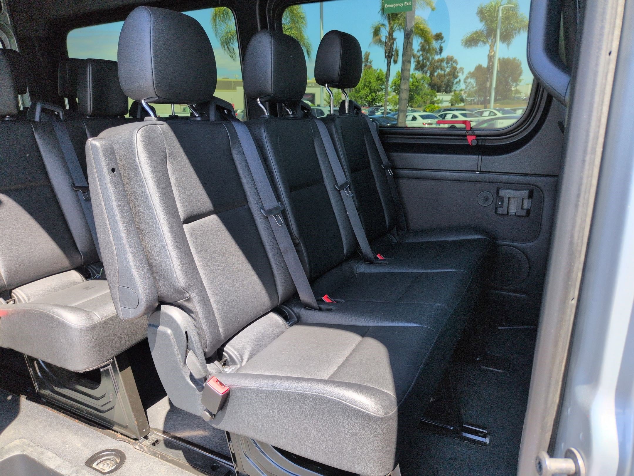 Used 2019 Mercedes-Benz Sprinter 2500 image 29