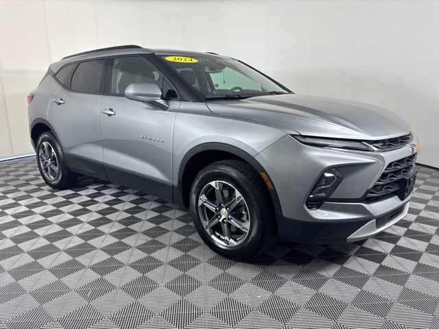 Used 2024 Chevrolet Blazer LT w/ Convenience Package FWD image 30