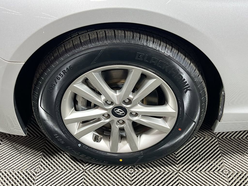 Used 2016 Hyundai Sonata SE image 28