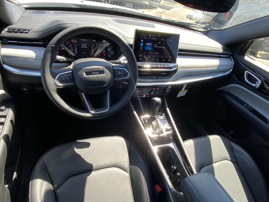 New 2026 Jeep Compass Limited AWD/4WD image 13