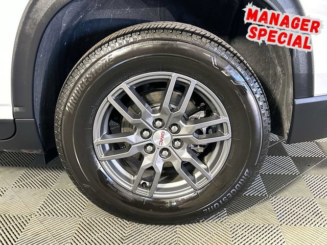 Used 2025 GMC Acadia Elevation image 34