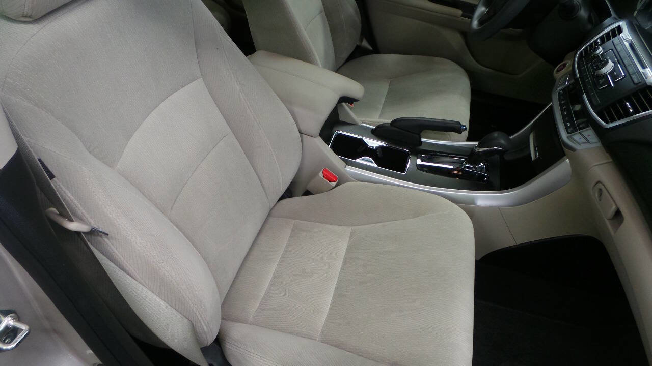 Used 2013 Honda Accord EX image 7