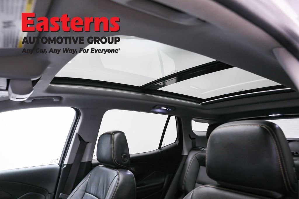 Used 2021 GMC Terrain SLT w/ Infotainment Package II AWD/4WD image 37