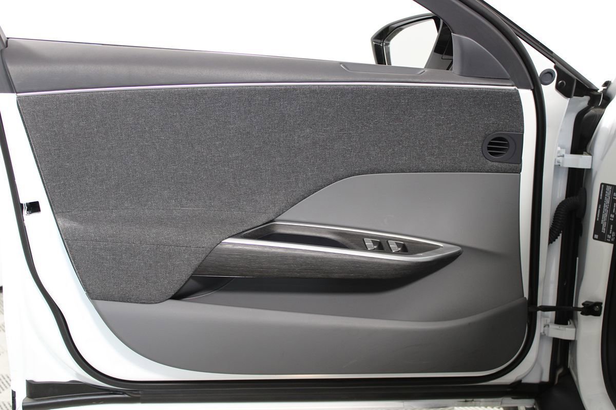Used 2024 Lucid Air Pure image 7