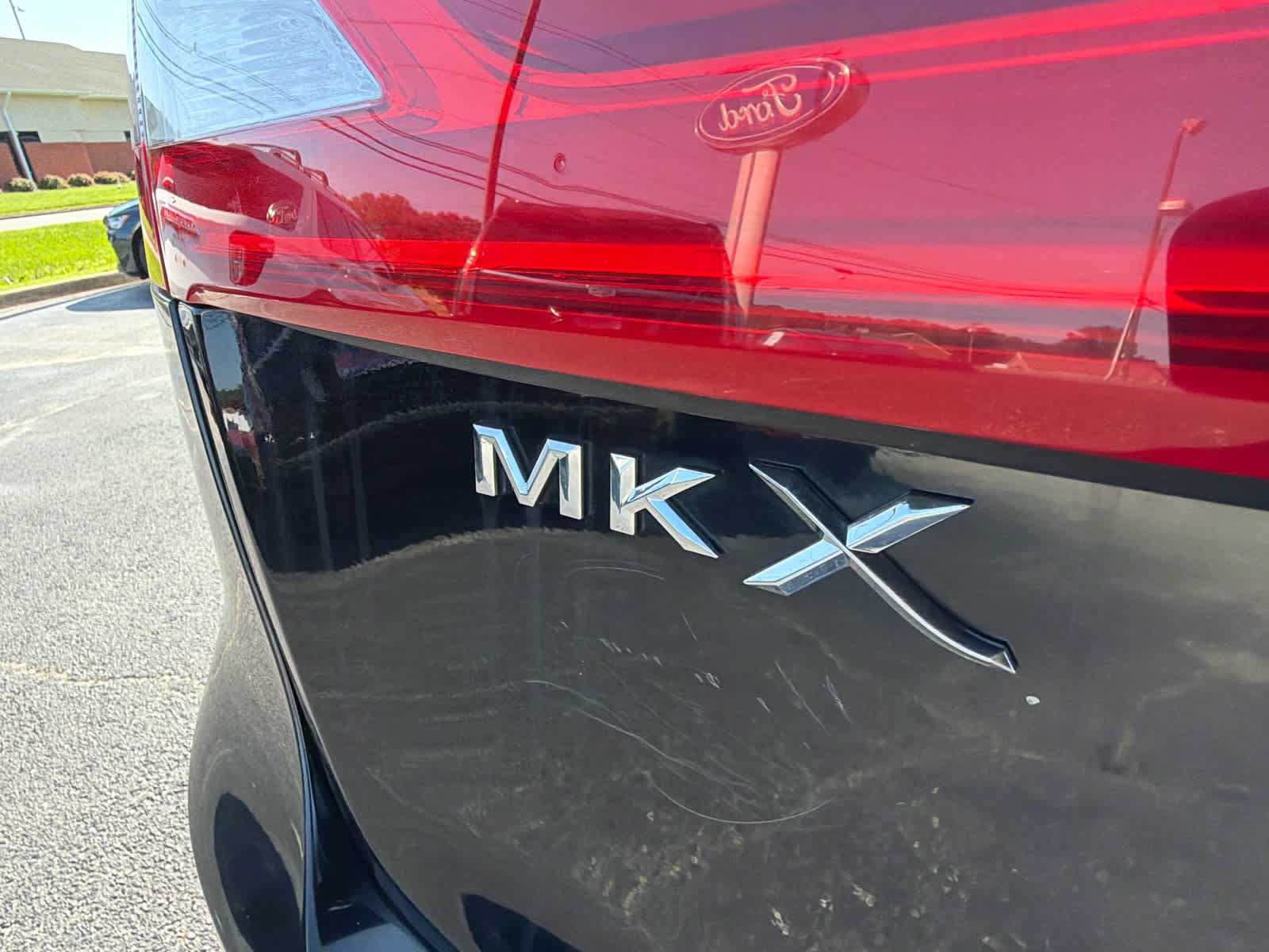 Used 2017 Lincoln MKX Reserve w/ Driver Assistance Package AWD/4WD image 30