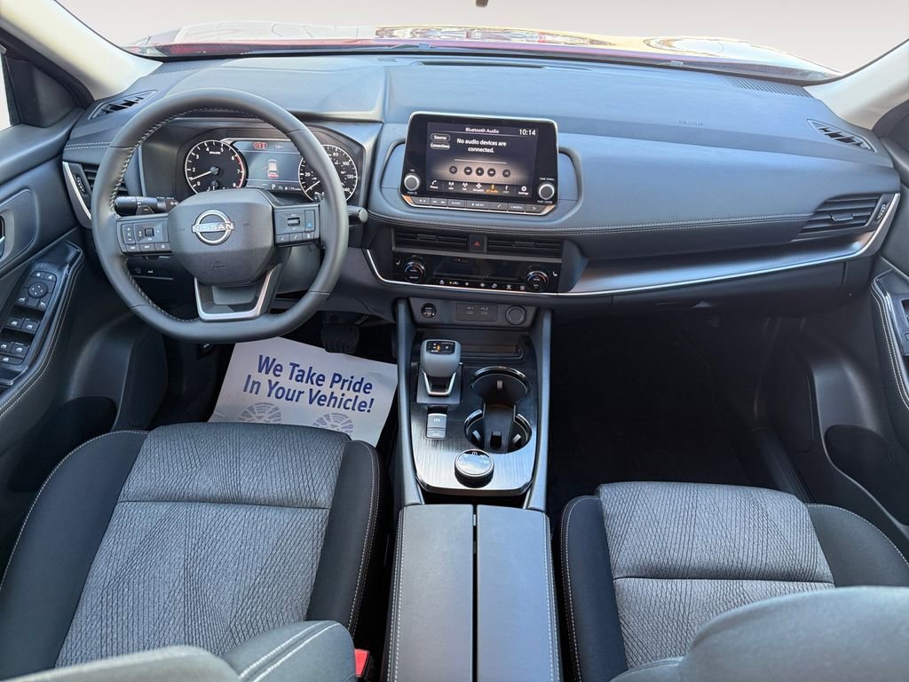 Used 2026 Nissan Rogue SV w/ Cold Weather Package image 10