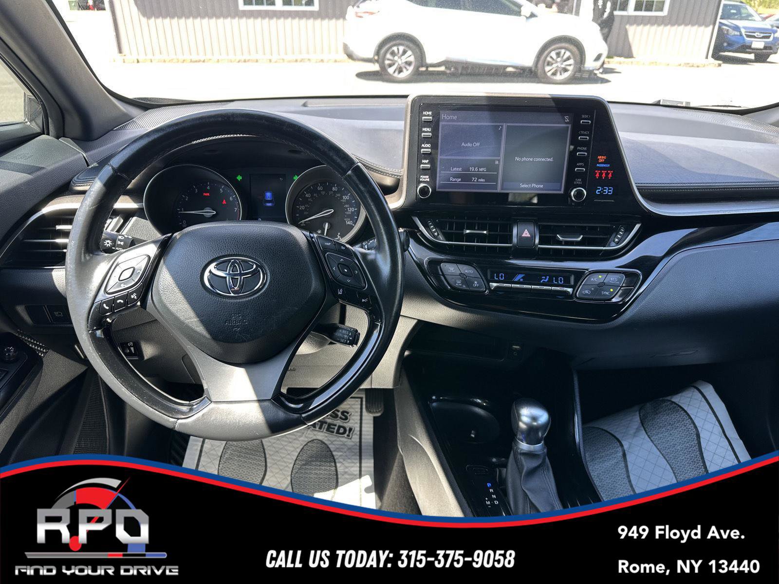 Used 2019 Toyota C-HR XLE FWD image 14