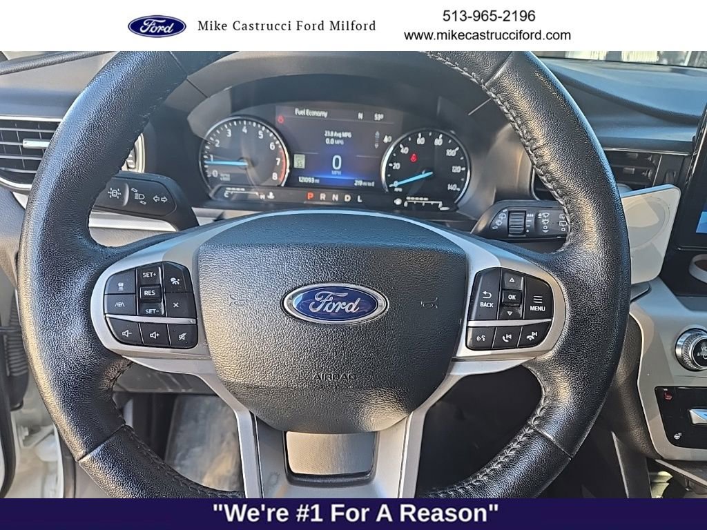 Used 2022 Ford Explorer XLT w/ Equipment Group 202A image 7