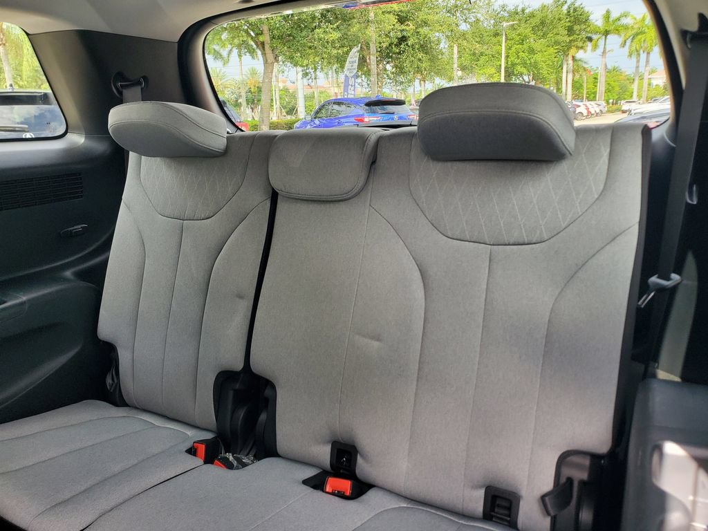 Used 2020 Hyundai Palisade SE FWD image 13