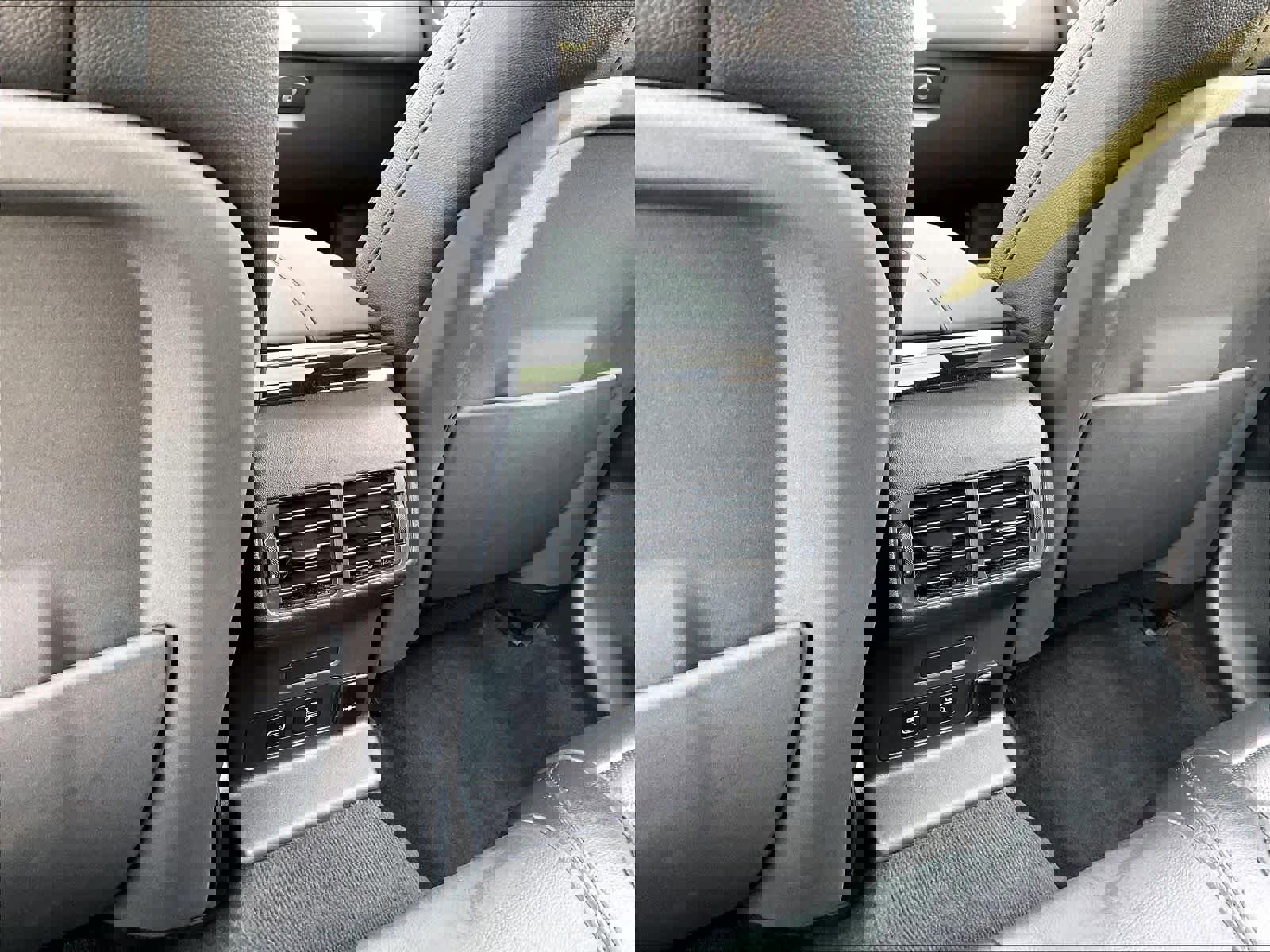 Used 2026 Land Rover Range Rover Velar S image 36