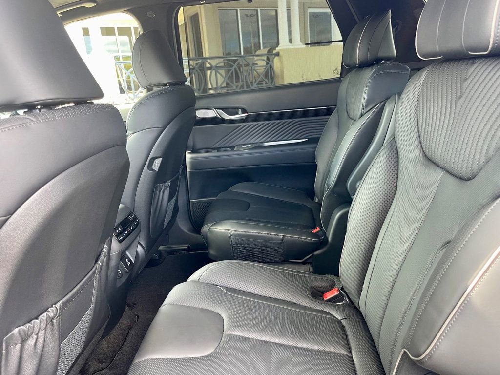 Used 2025 Hyundai Palisade Calligraphy image 13