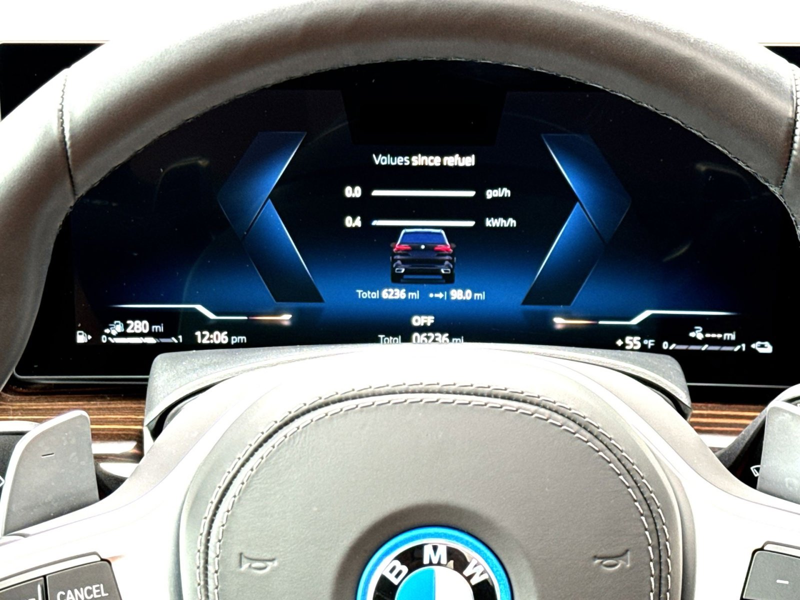 Used 2025 BMW X5 xDrive50e w/ M Sport Package AWD/4WD image 17
